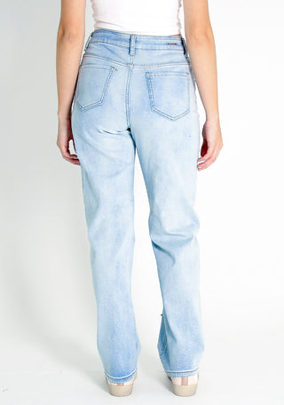 STRAIGHT JEANS