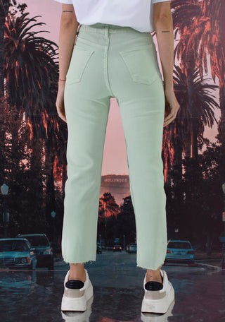 STRAIGHT JEANS