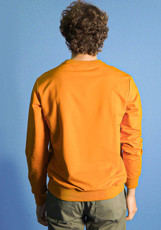 ROUND NECK SWEATER