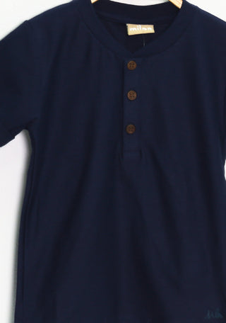 SHORT SLEEVE T-SHIRT