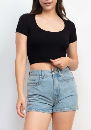 CROP TOP