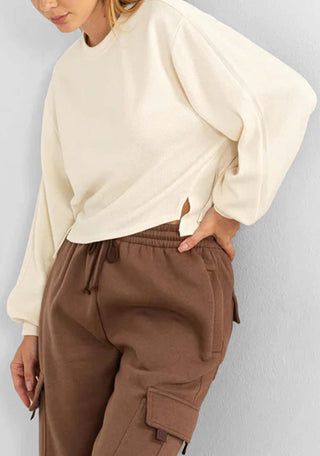 ROUND NECK SWEATER
