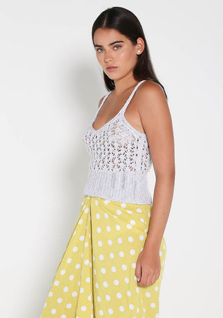 SLEEVELESS TOP