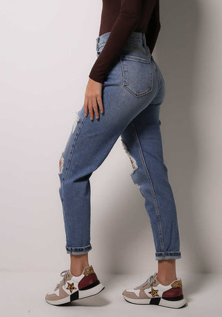 DESTROYED MOM JEANS