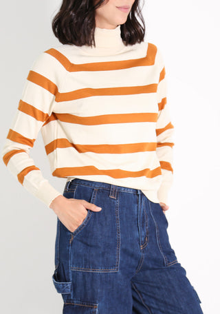 TURTLENECK SWEATER