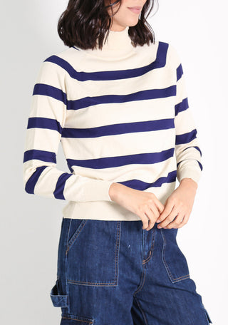 TURTLENECK SWEATER