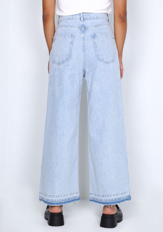 WIDE LEG JEANS
