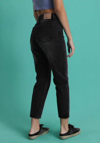 MOM JEANS